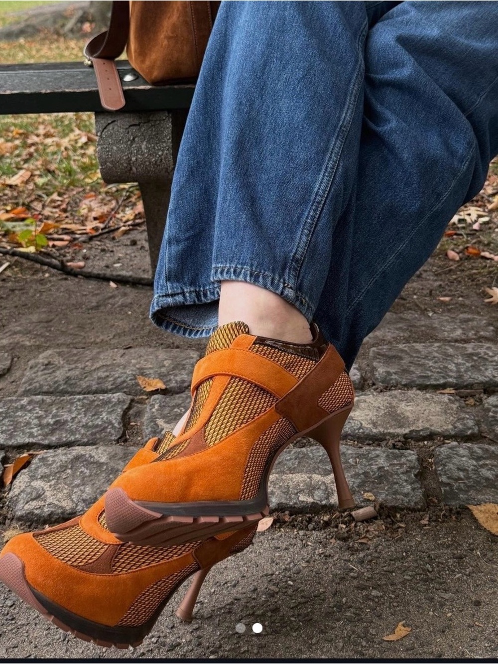 Women's Sneex size 7